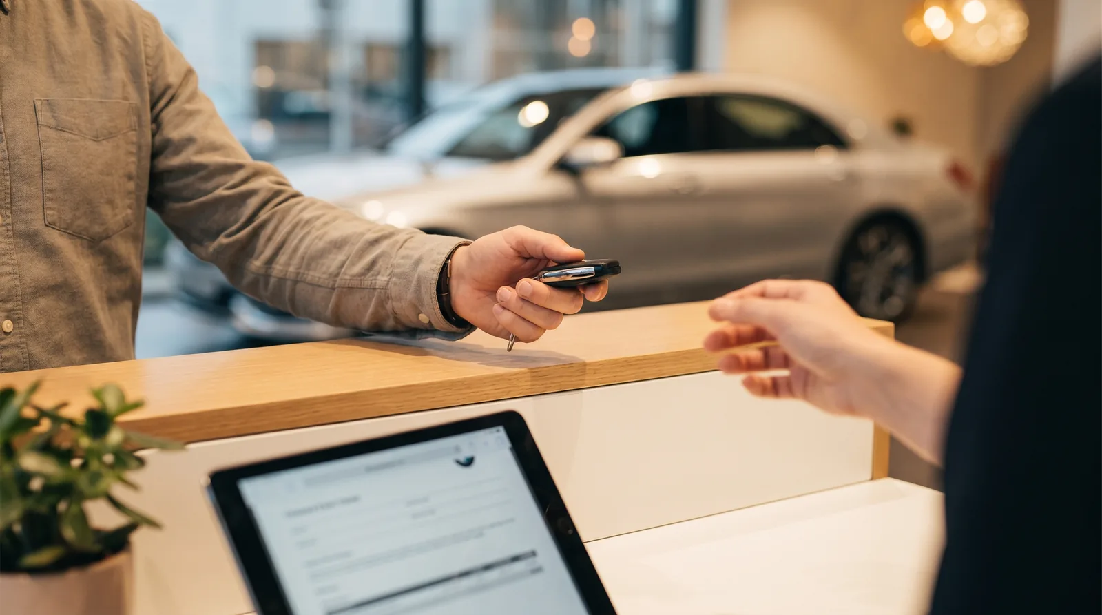 Restitution des clés d'une voiture en fin de contrat LOA sur comptoir de concession